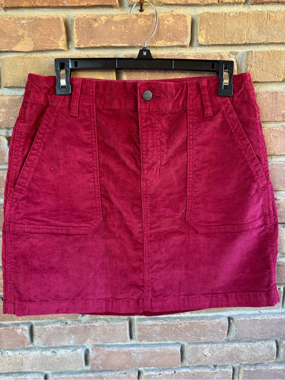 Old Navy Women’s Corduroy Mini Skirt in Deep Berry Size 8